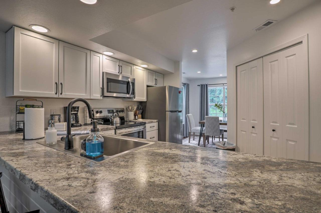 Branson Lakefront Condo With Sunroom And Lake Views! Eksteriør bilde