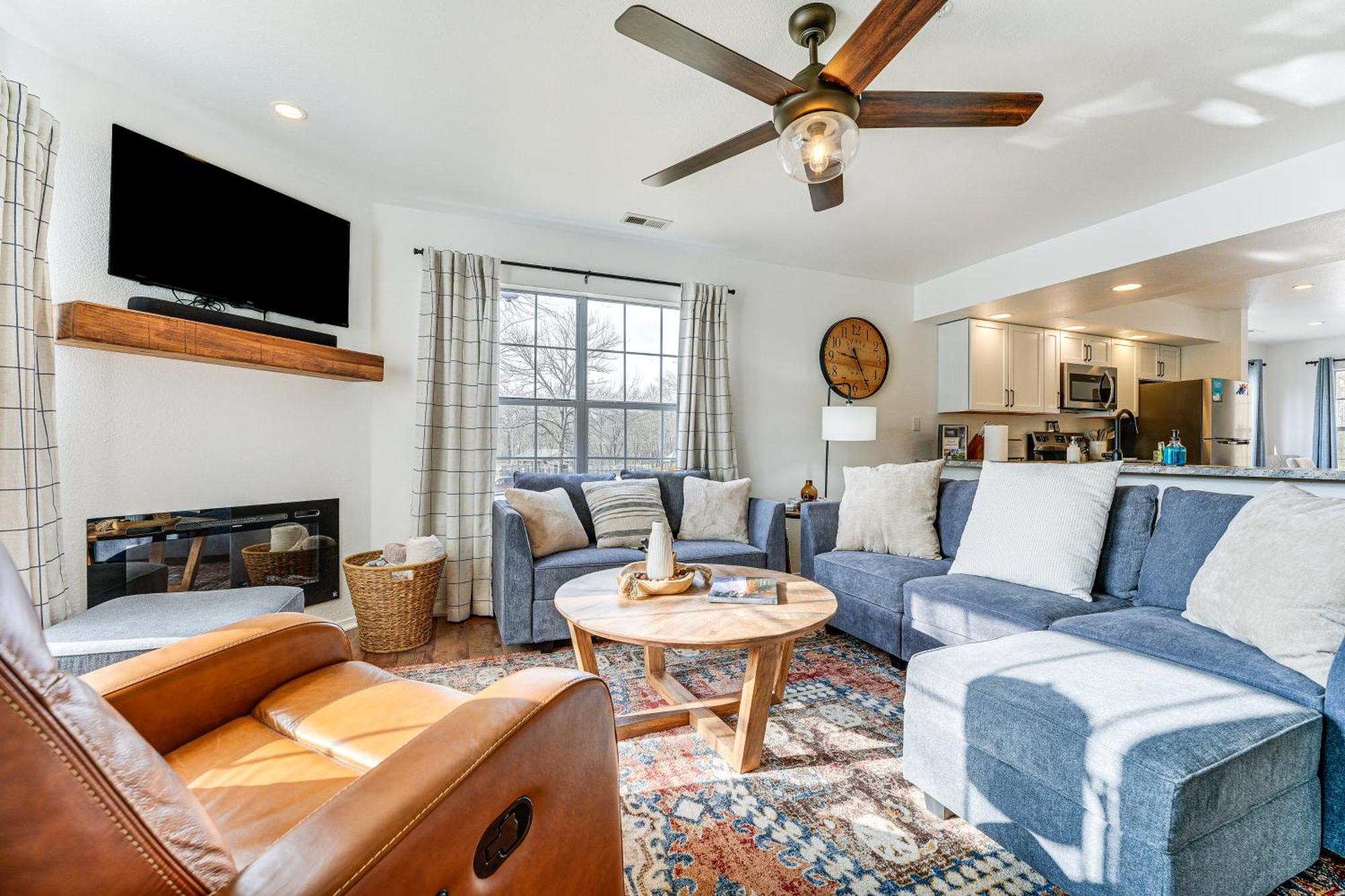 Branson Lakefront Condo With Sunroom And Lake Views! Eksteriør bilde